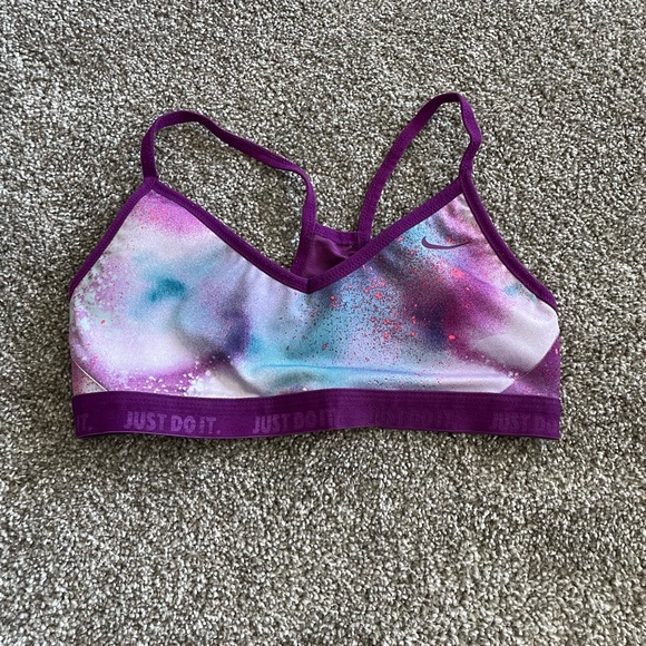 ✔️EUC Nike Dri-Fit Small Sports Bra - Picture 1 of 3